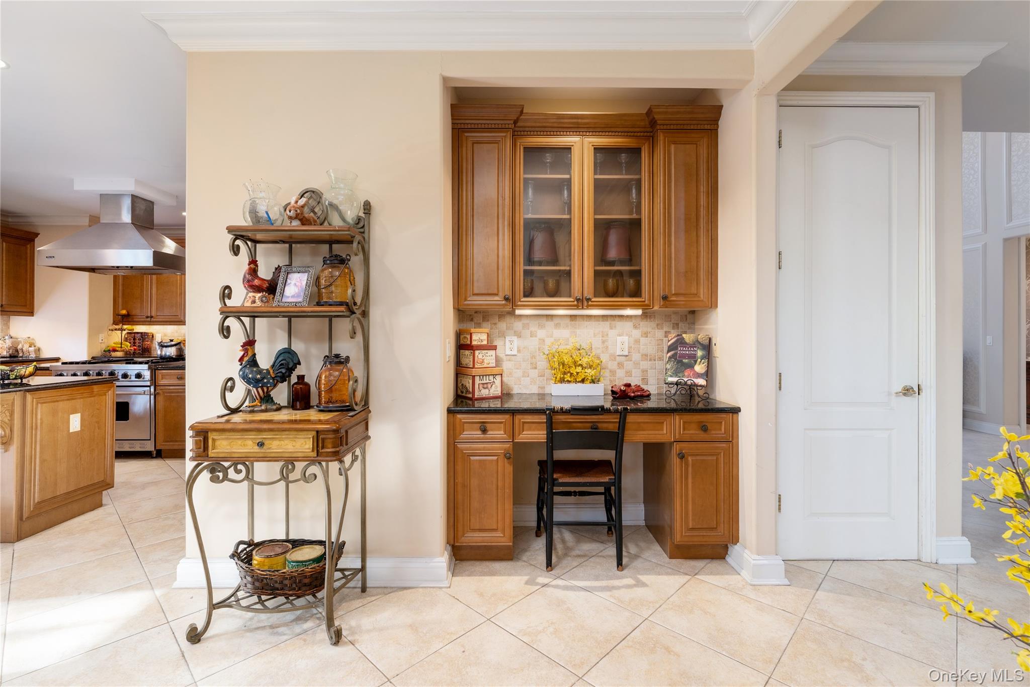 #19 photo, 19 Hamlet Woods Drive, Saint James , NY 11780