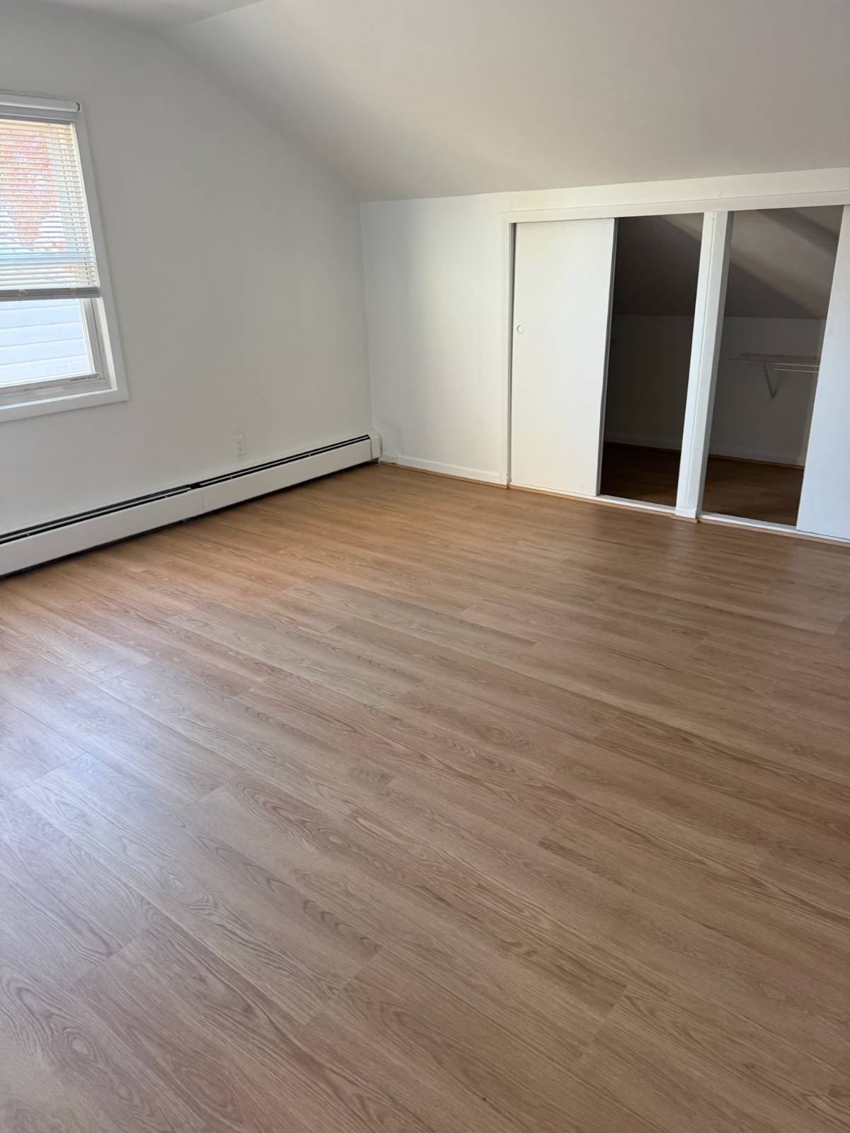 #5 photo, 51 Turner St, Yonkers , NY 10704