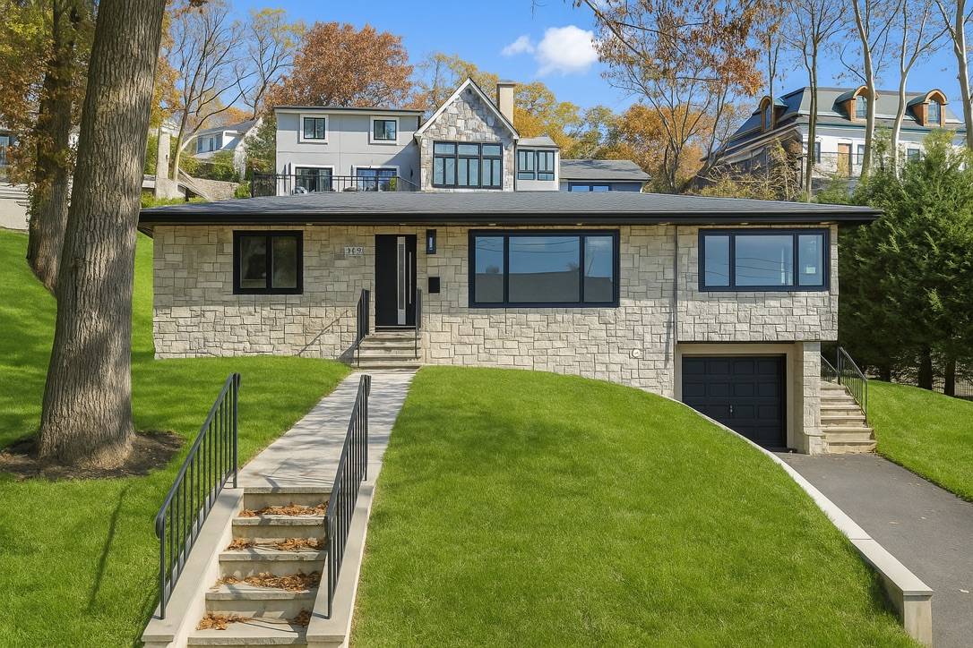 #2 photo, 113 Longview Road, Staten Island , NY 10304