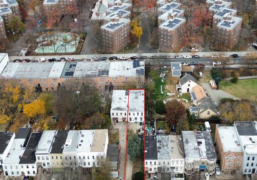 #3 photo, 1283 St Marks Avenue, Crown Heights , NY 11213