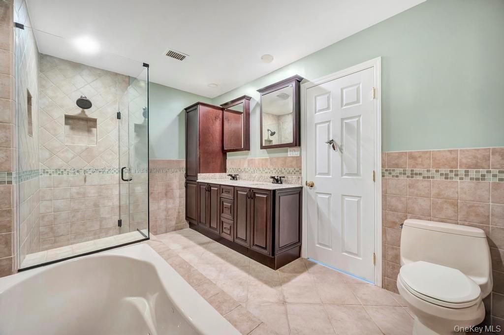 #18 photo, 173 North Lane, Smithtown , NY 11787