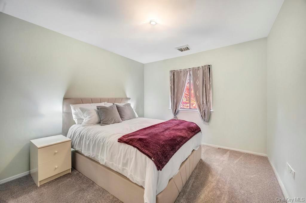 #19 photo, 173 North Lane, Smithtown , NY 11787