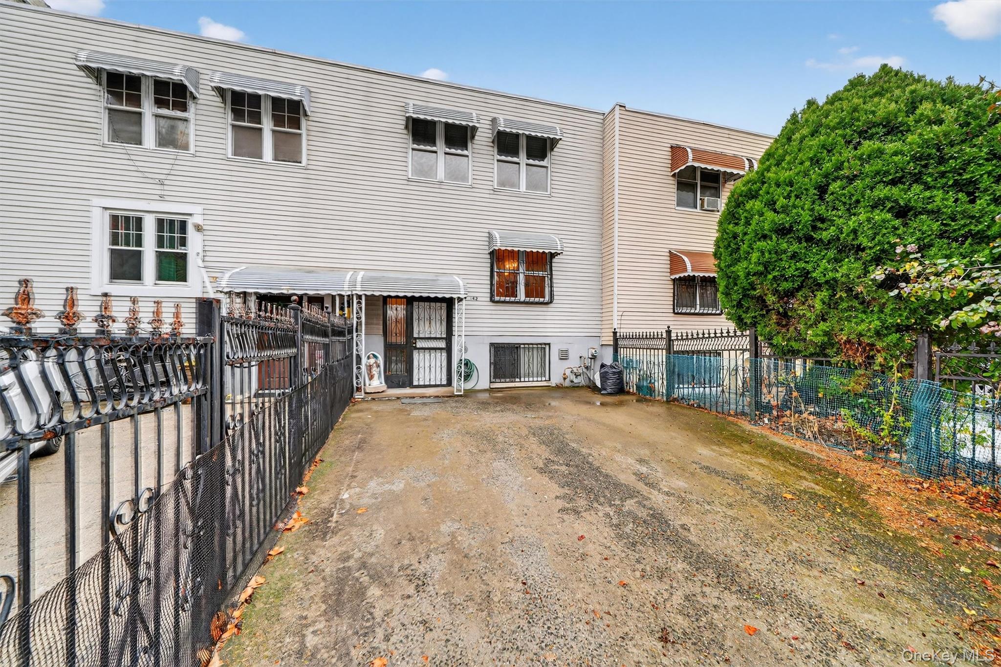 #1 photo, 1042 Fox Street, Bronx , NY 10459