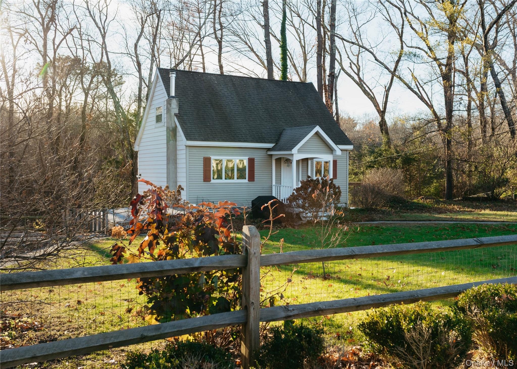 #3 photo, 18 Mountainview Avenue, Rosendale , NY 12472