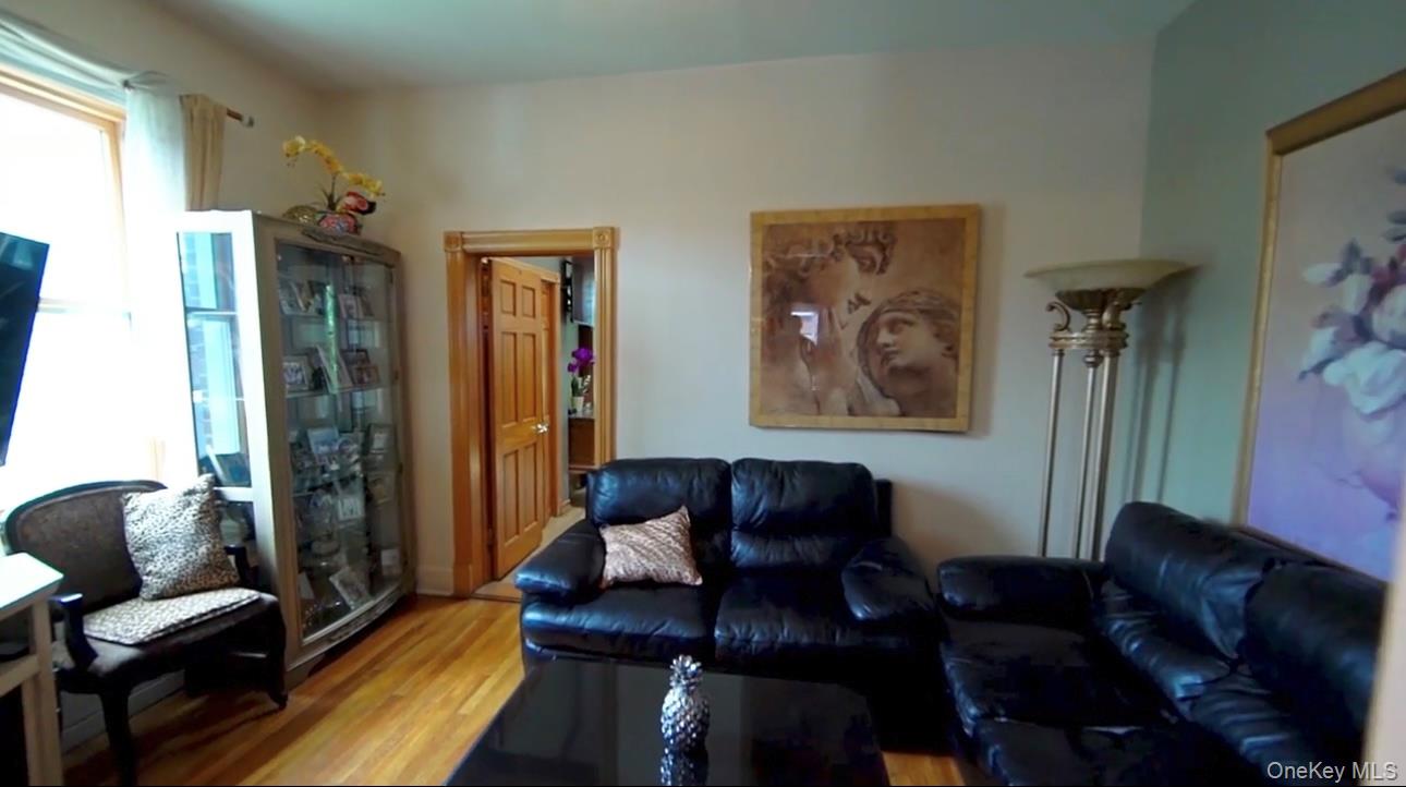 #5 photo, 31-47/49 43rd Street, Astoria , NY 11103