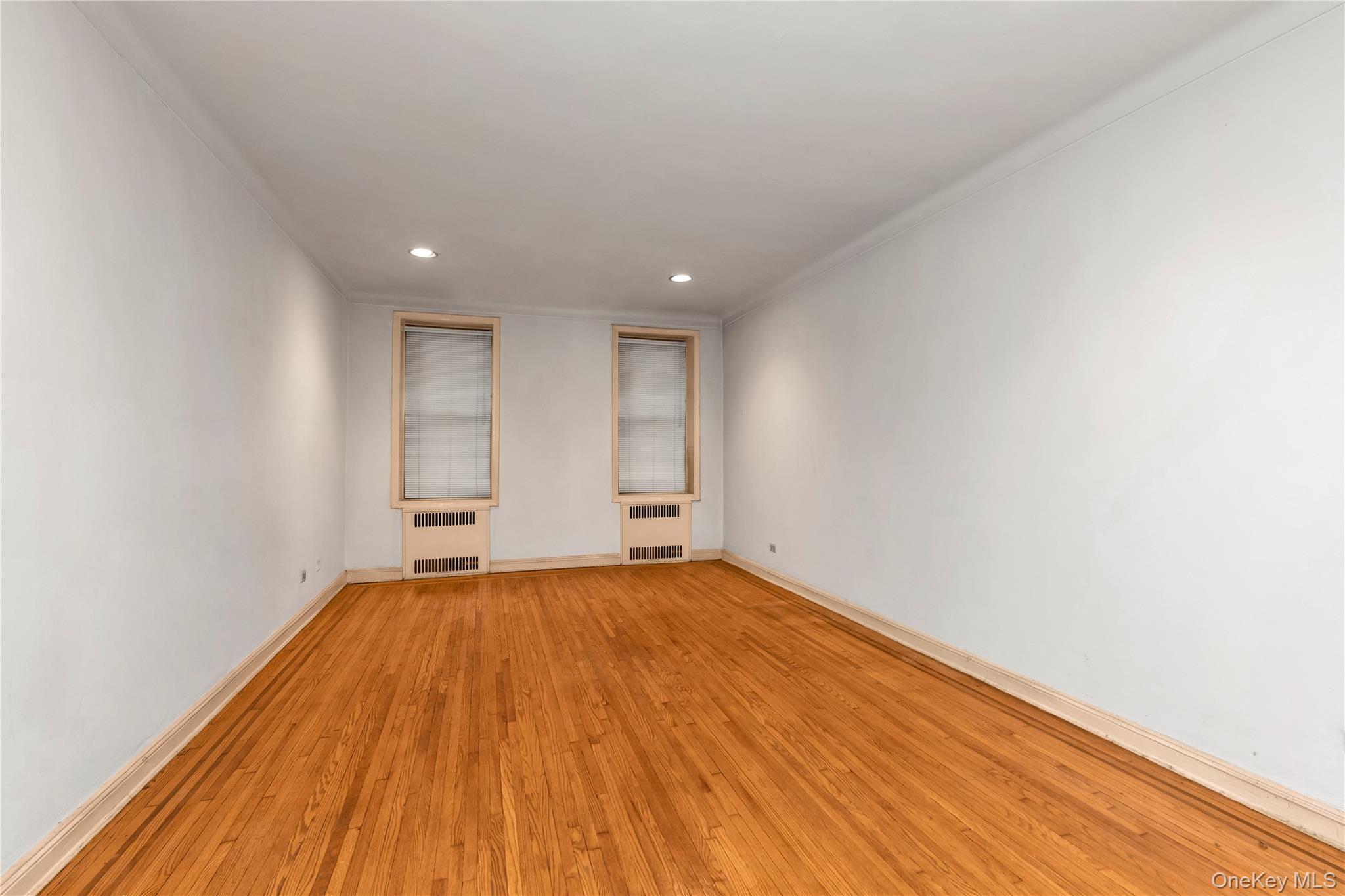 #8 photo, 76-12 35th Avenue, كوينز Jackson Heights , NY 11372