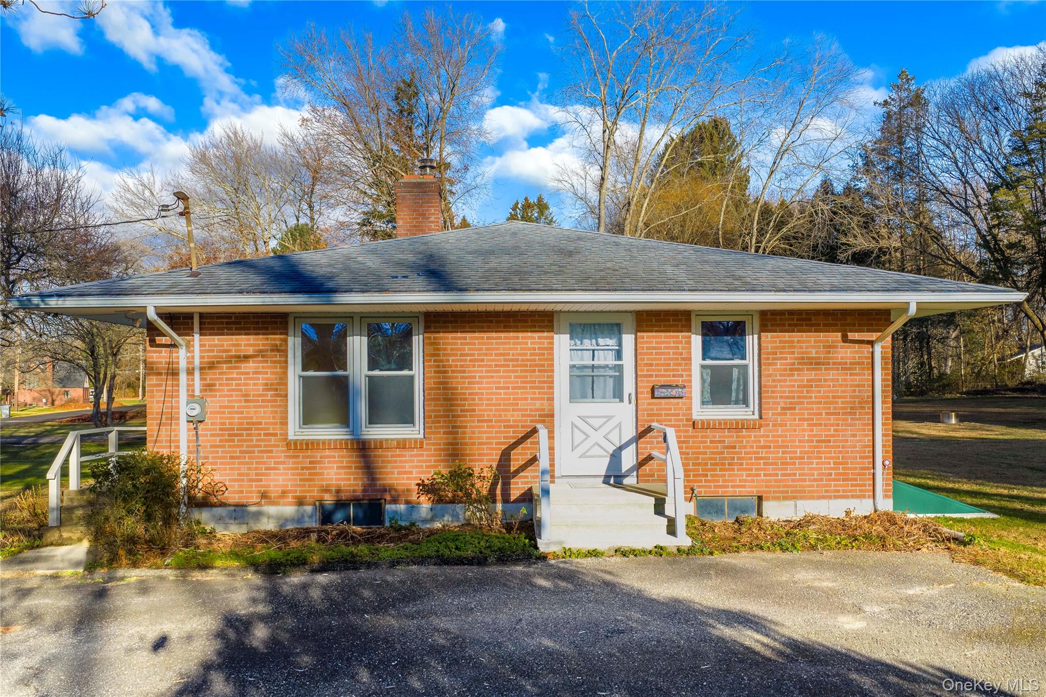 #2 photo, 16 Townsend Boulevard, Pawling , NY 12564