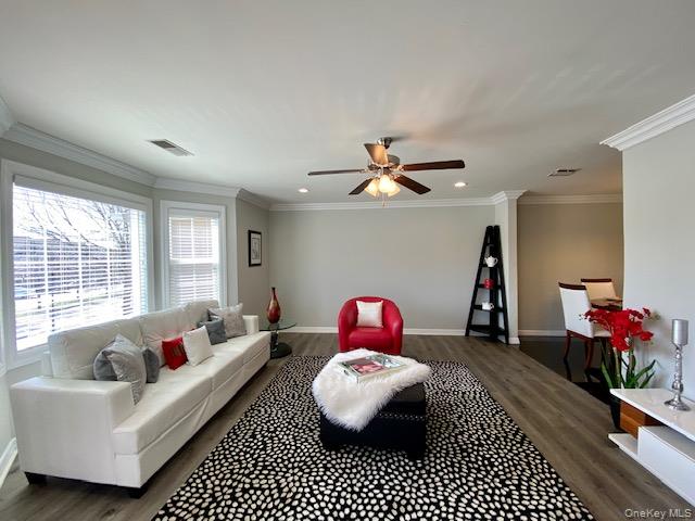 #7 photo, 192 Adams Way, Sayville , NY 11782