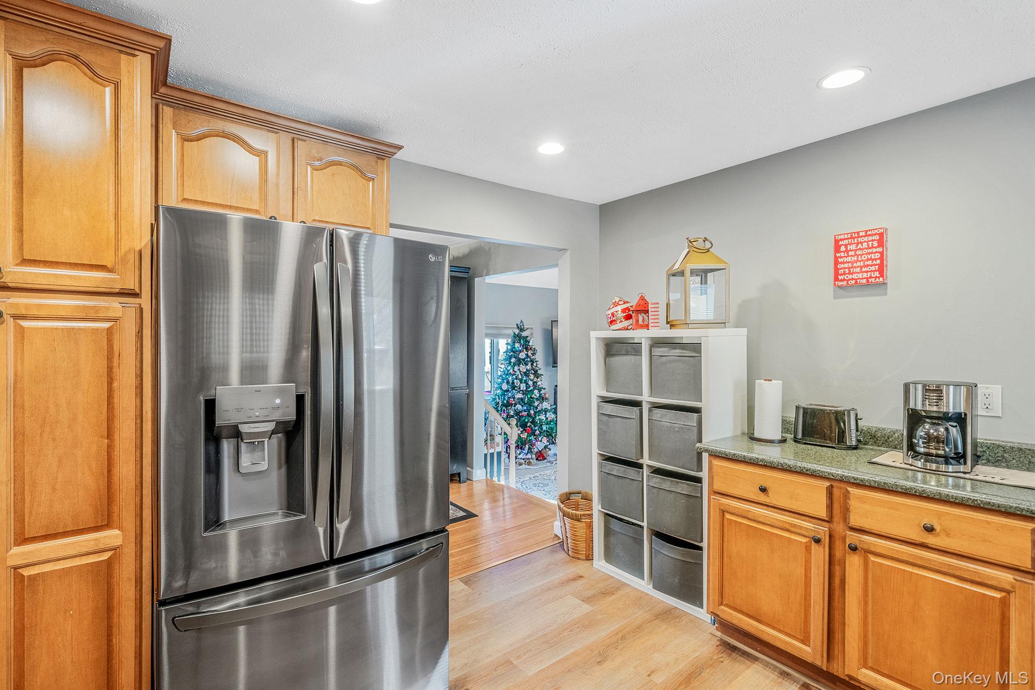 #10 photo, 32 Rockledge Drive, Shirley , NY 11967