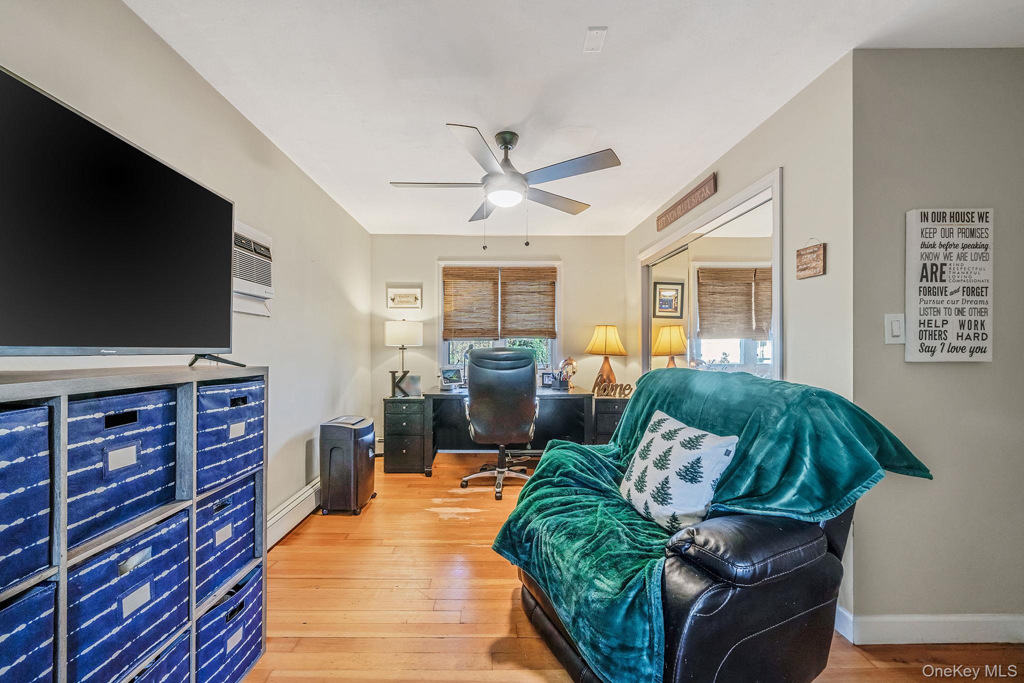 #18 photo, 32 Rockledge Drive, Shirley , NY 11967