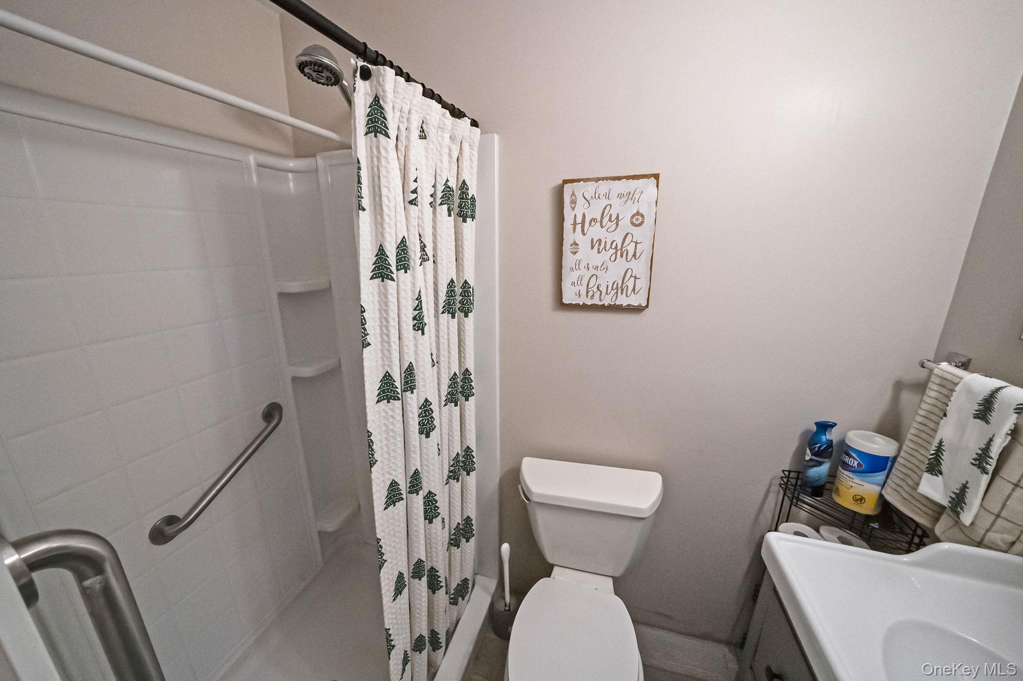 #20 photo, 32 Rockledge Drive, Shirley , NY 11967