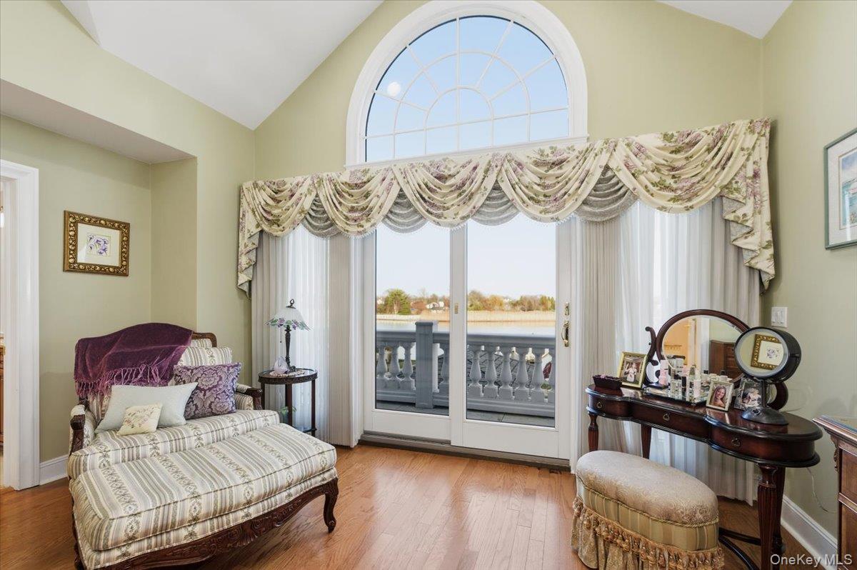 #18 photo, 165 Peninsula Drive, Babylon , NY 11702