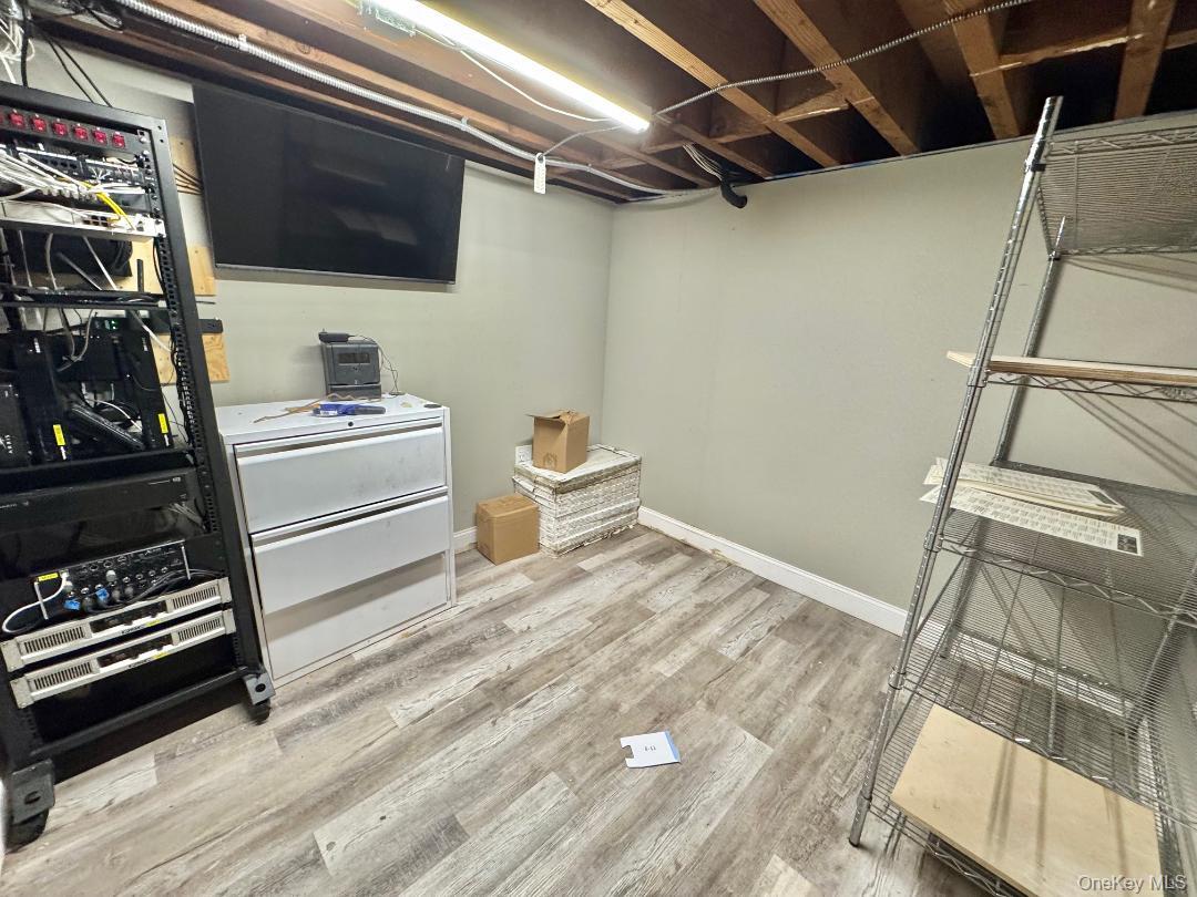 #17 photo, 3925 Merrick Road, Seaford , NY 11783