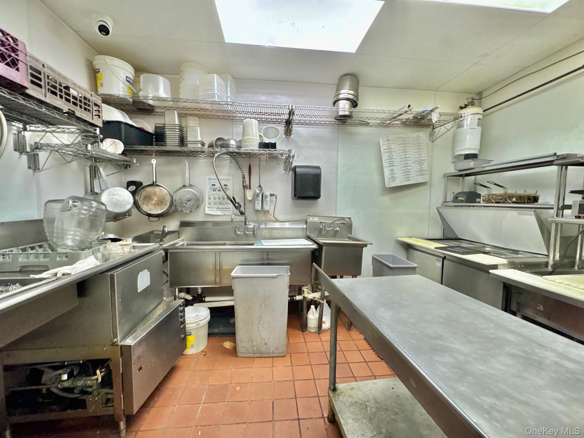 #9 photo, 3925 Merrick Road, Seaford , NY 11783