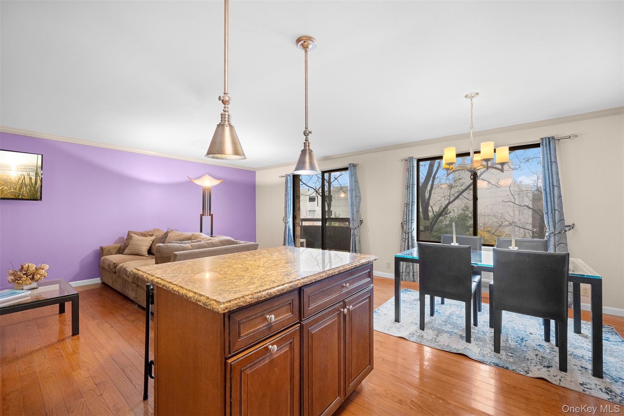 #16 photo, 141 Great Neck Road, Great Neck , NY 11021