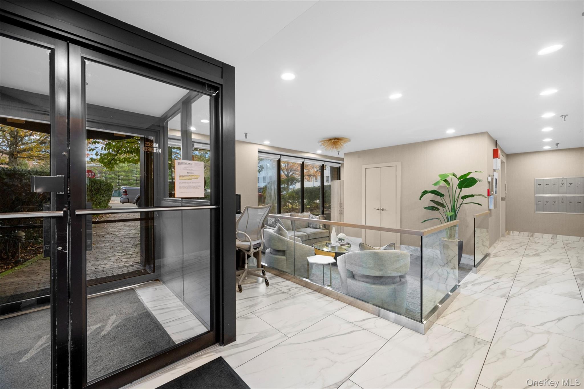 #3 photo, 141 Great Neck Road, Great Neck , NY 11021