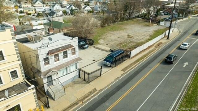 #3 photo, 31 Plainfield Avenue, Elmont , NY 11003