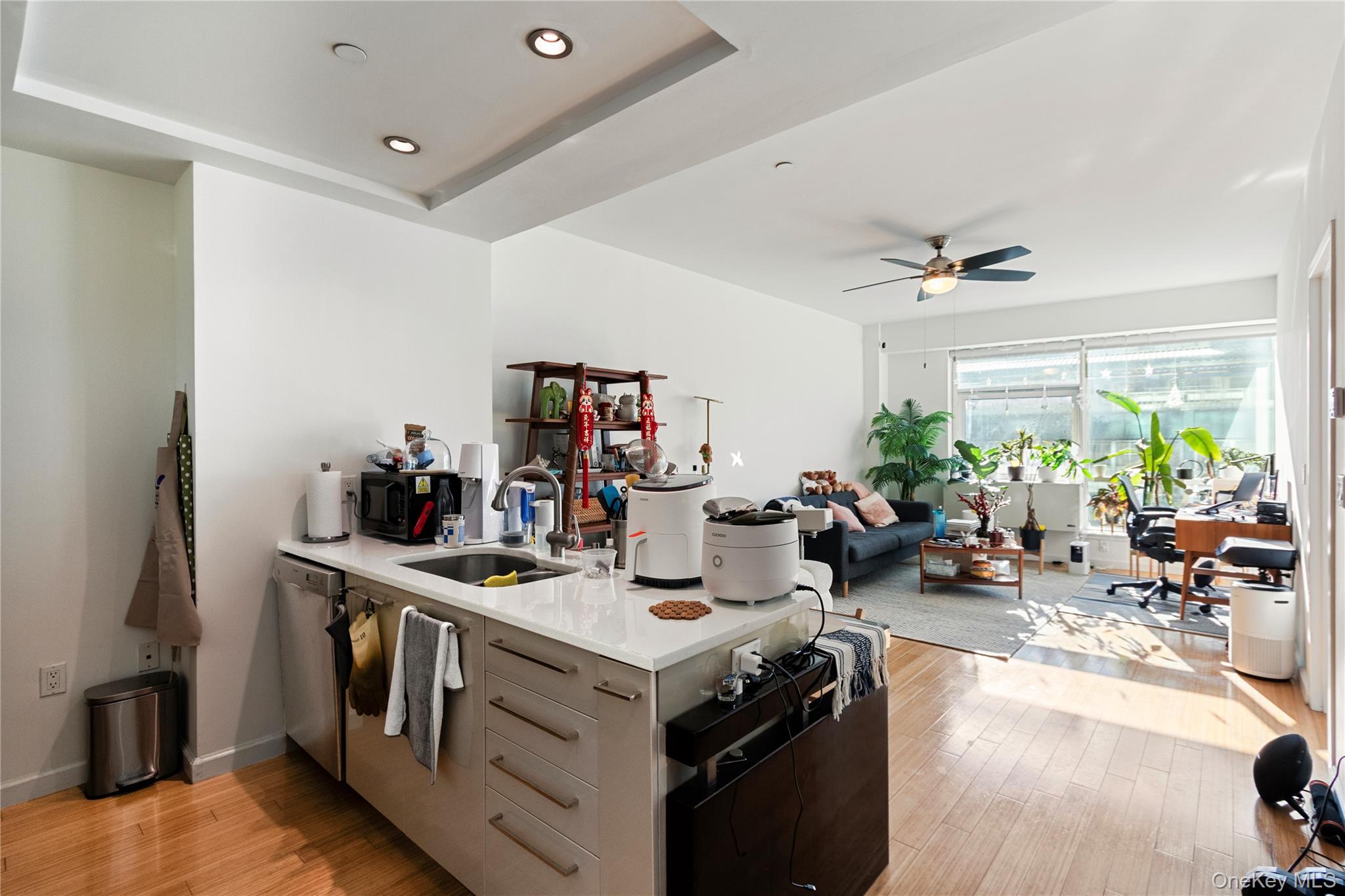 #1 photo, 24-15 Queens Plaza, Long Island City , NY 11101