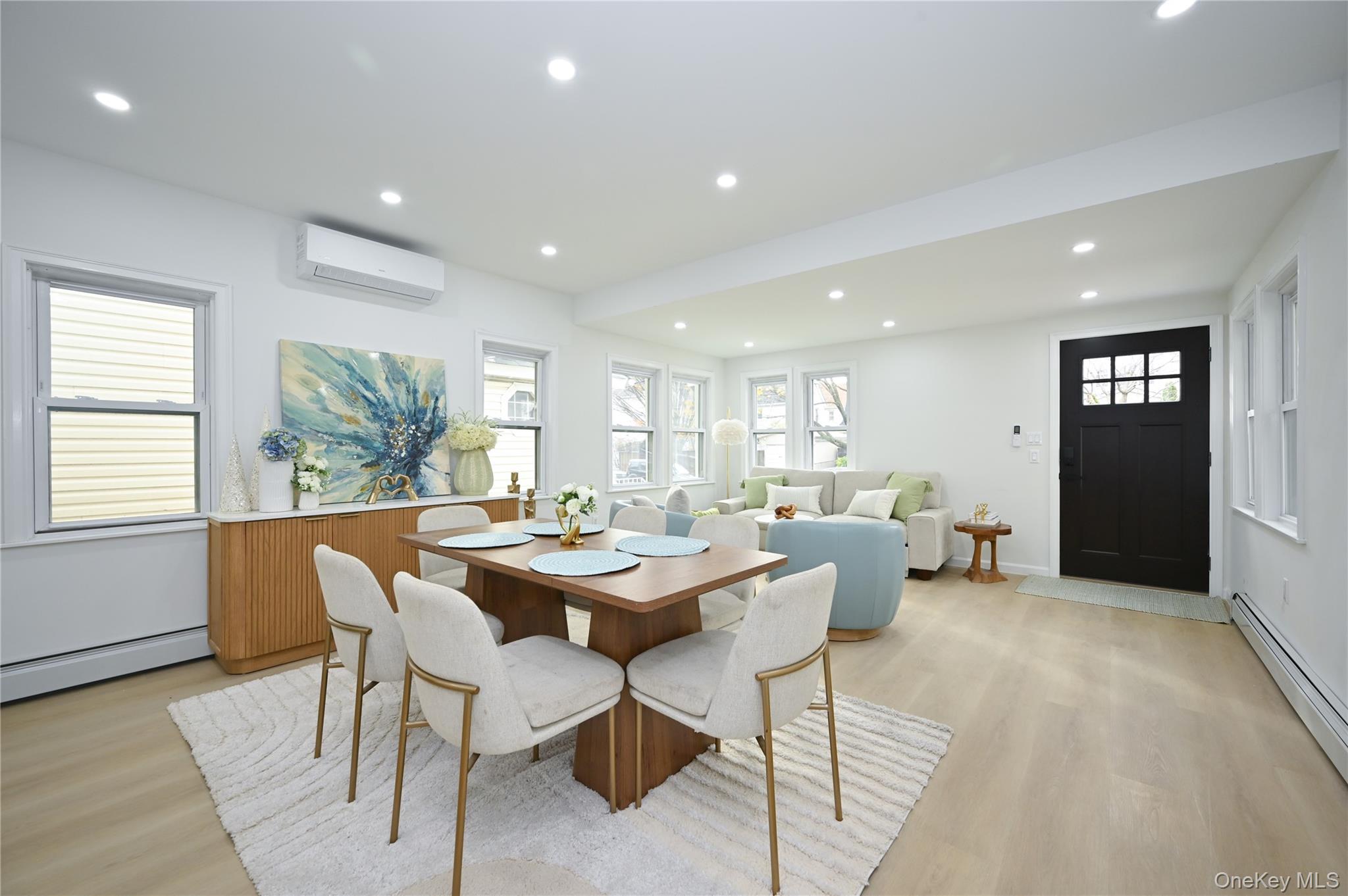 #4 photo, 60-43 Wetherole Street, Rego Park , NY 11373