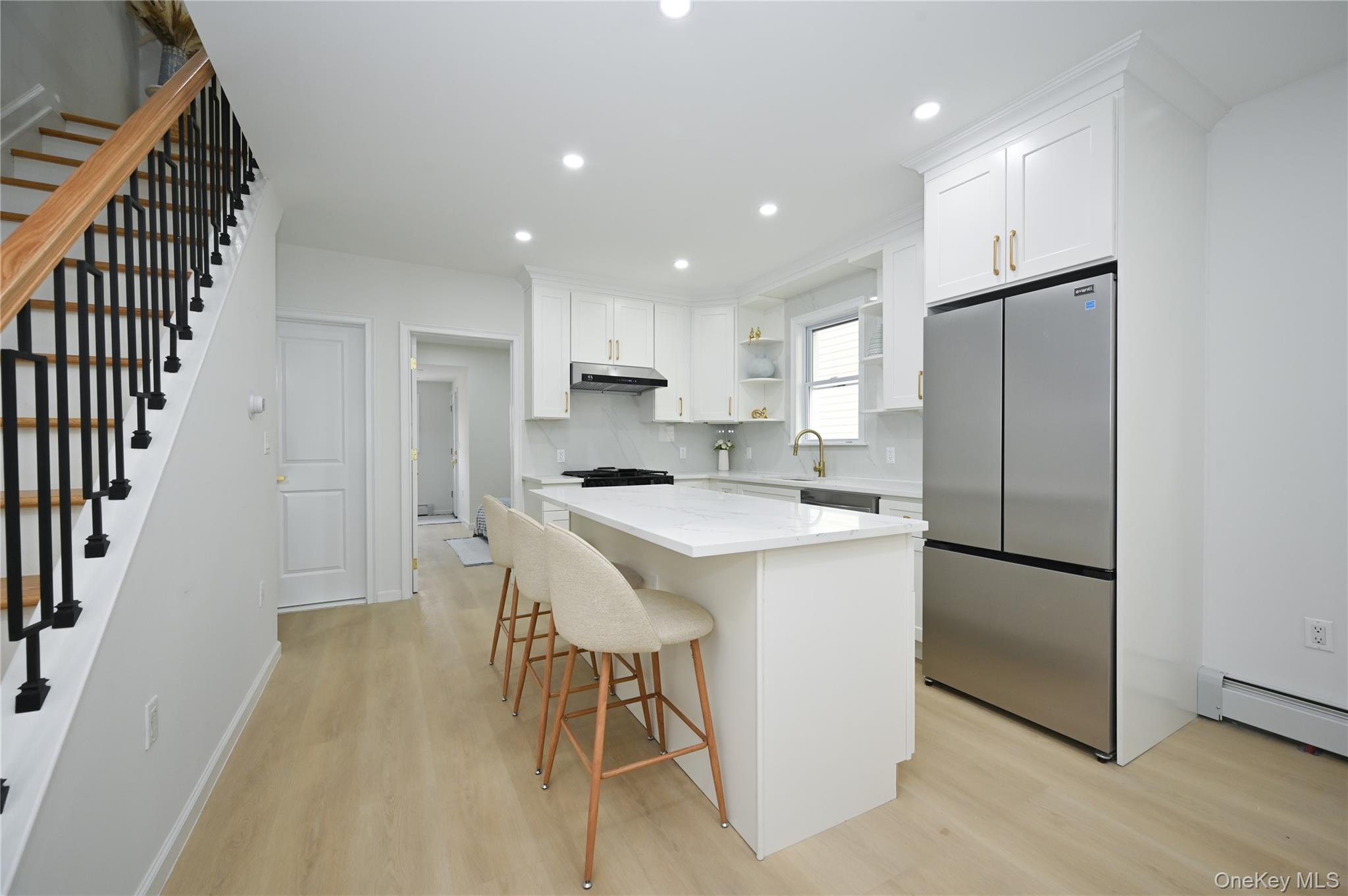 #7 photo, 60-43 Wetherole Street, Rego Park , NY 11373