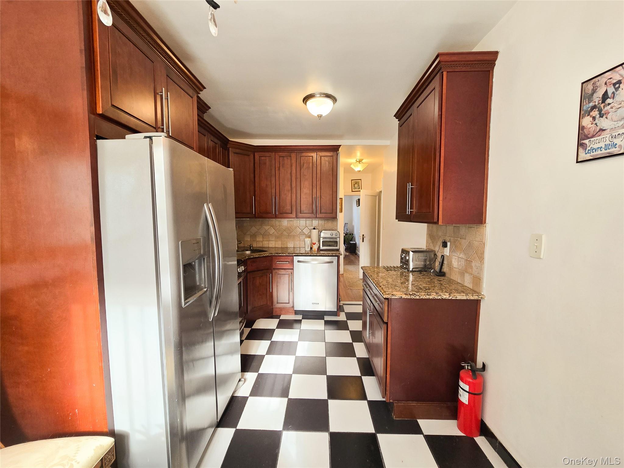 #8 photo, 8571 67th ave Avenue, Rego Park , NY 11374