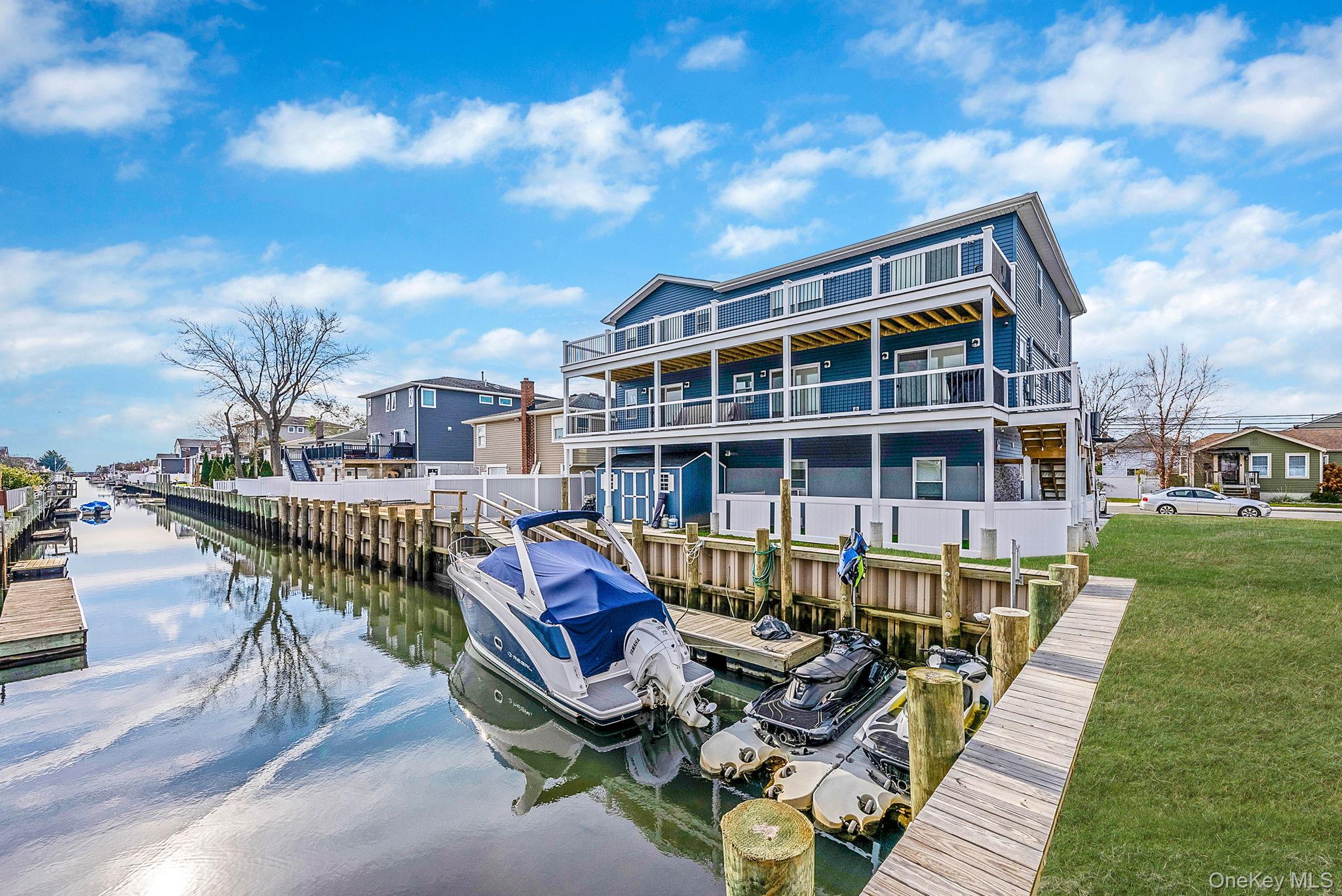 #7 photo, 449 Nassau Avenue, Freeport , NY 11520