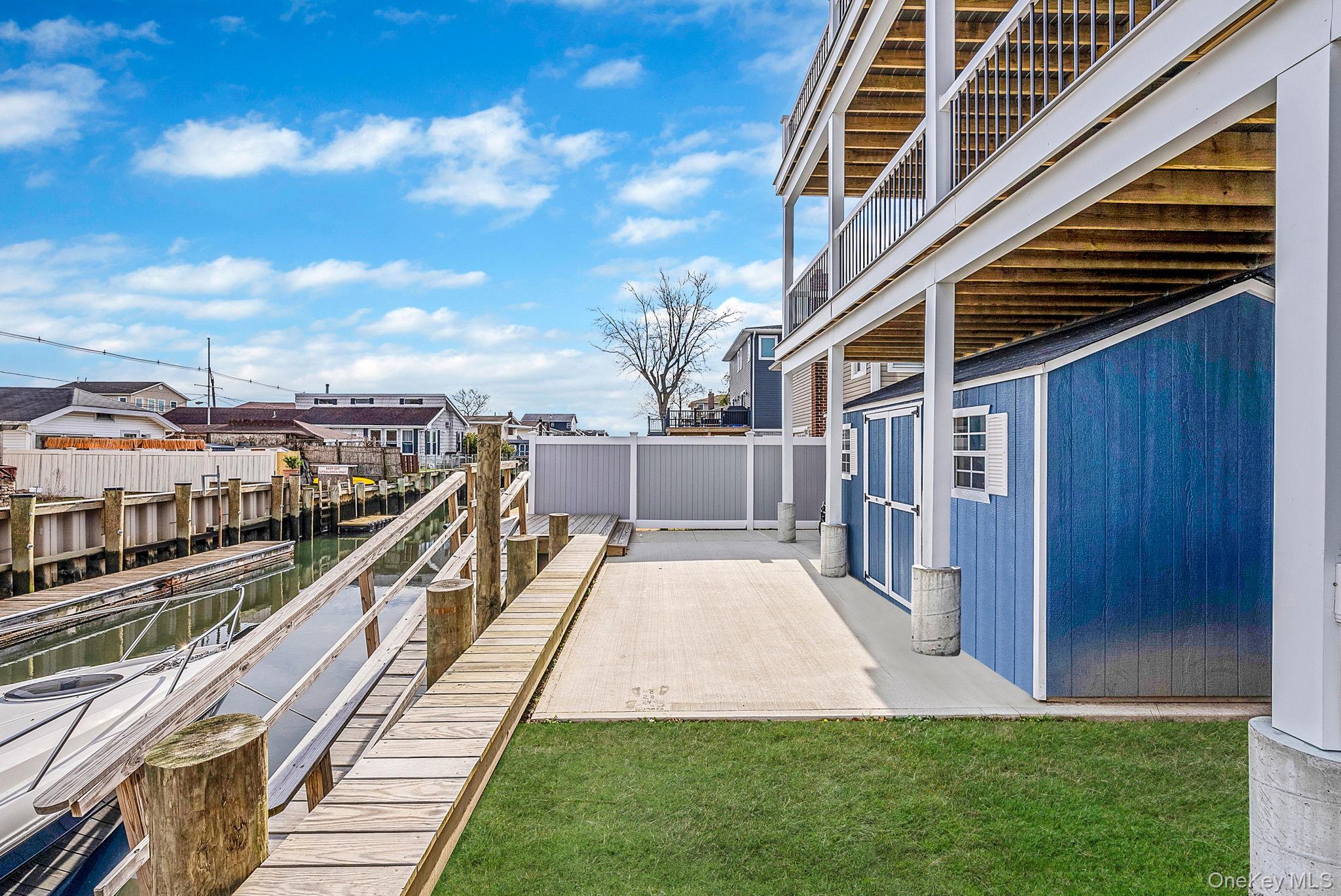 #8 photo, 449 Nassau Avenue, Freeport , NY 11520