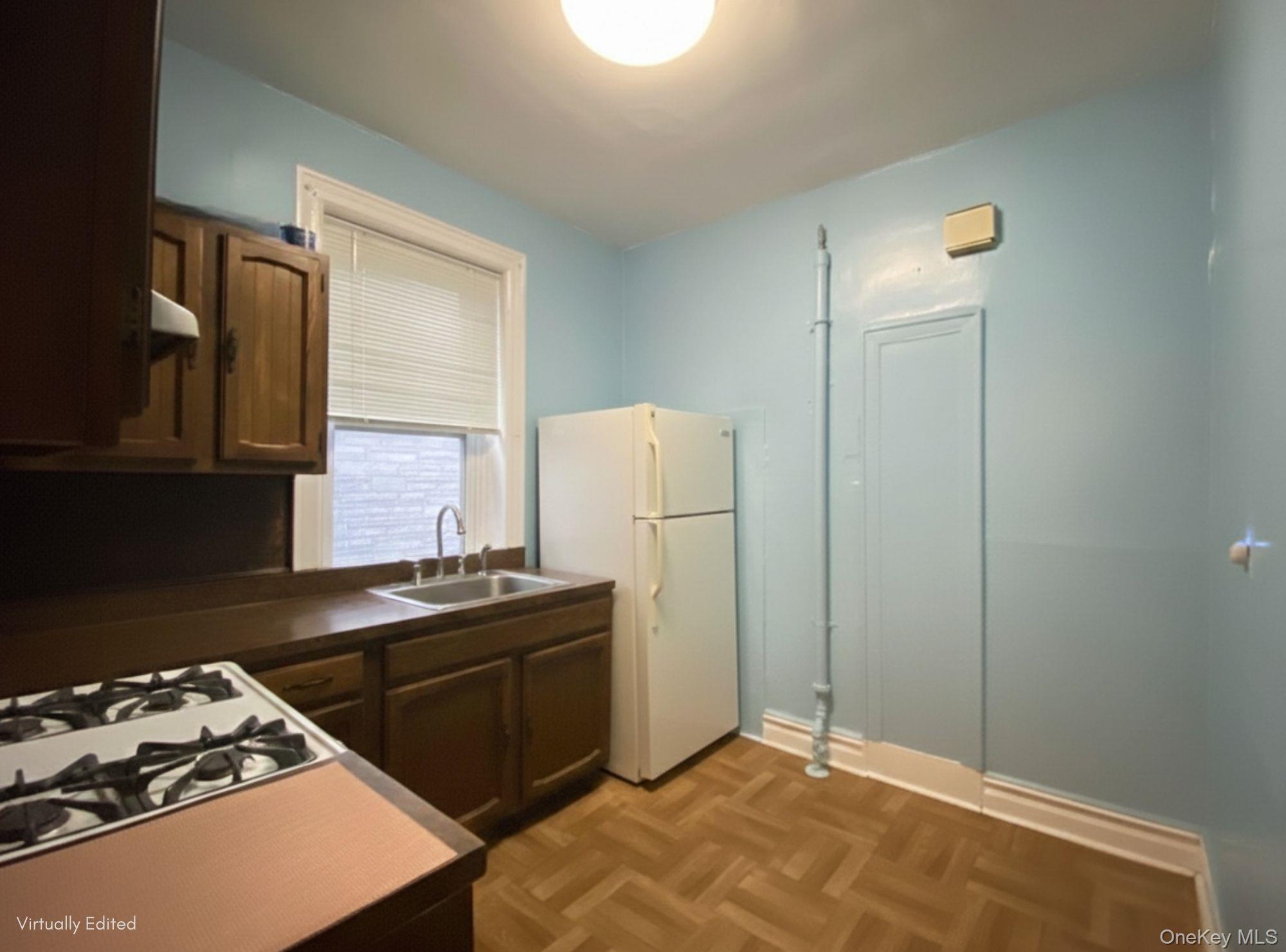 #13 photo, 35-51 30th Street, Astoria , NY 11106