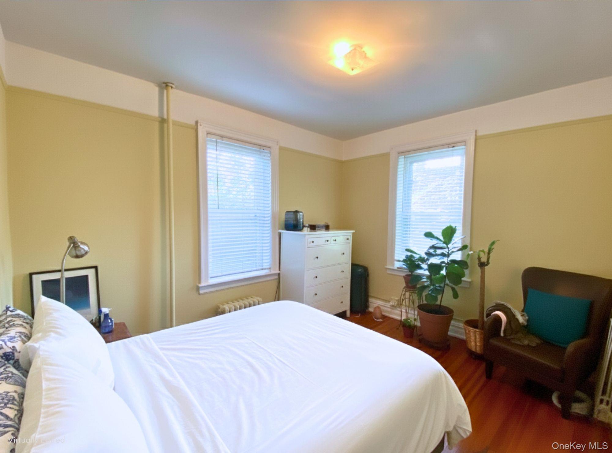 #15 photo, 35-51 30th Street, Astoria , NY 11106