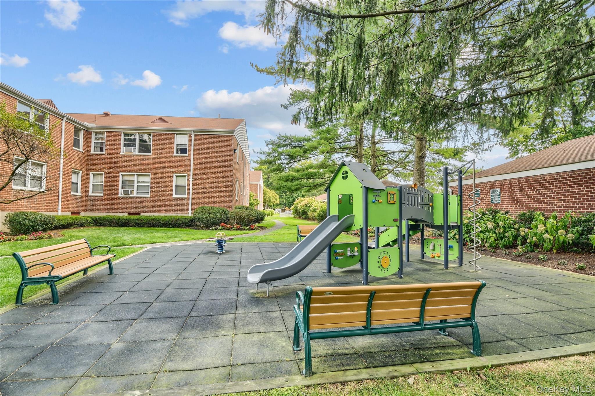 #11 photo, 6 Bryant Crescent, White Plains , NY 10605