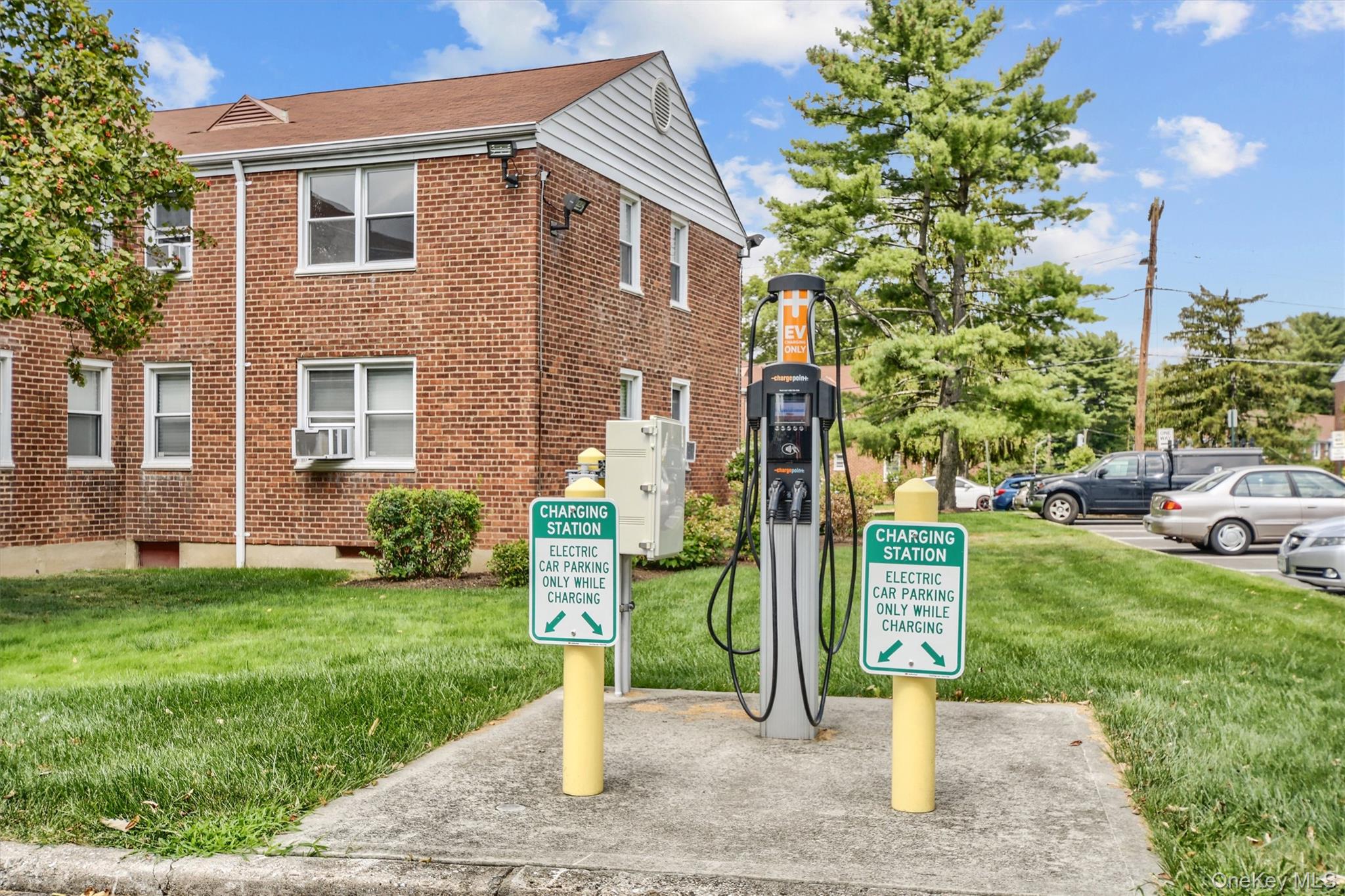 #13 photo, 6 Bryant Crescent, White Plains , NY 10605