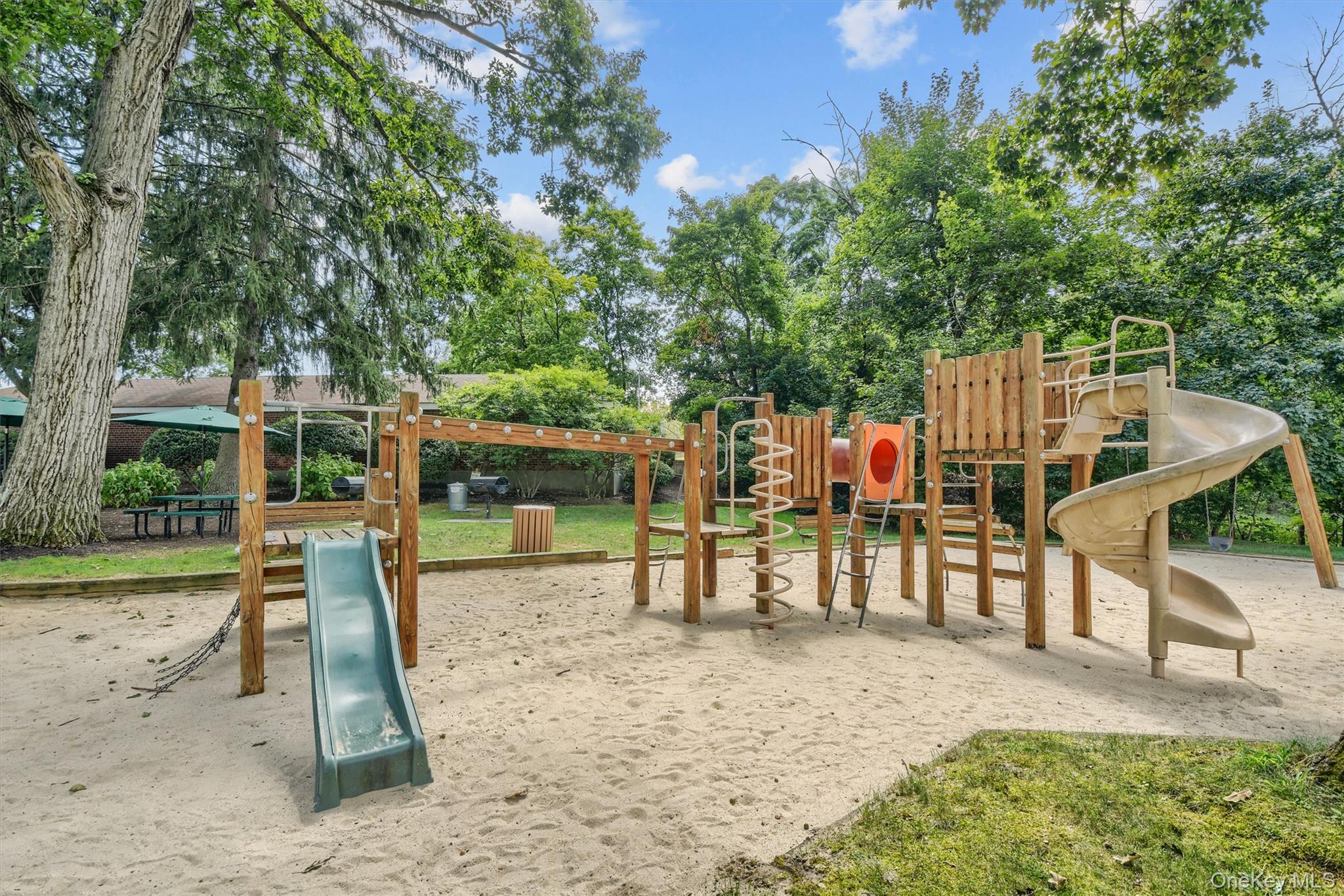 #9 photo, 6 Bryant Crescent, White Plains , NY 10605