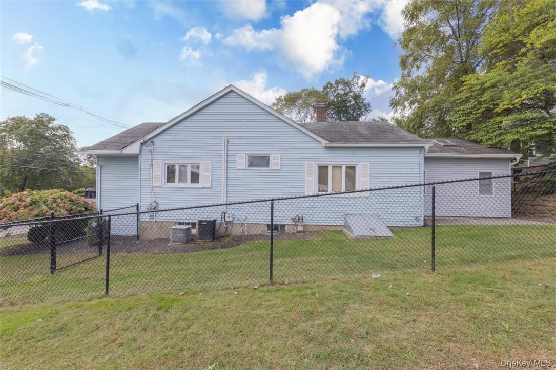 #5 photo, 189 S Pearl Street, Pearl River , NY 10965