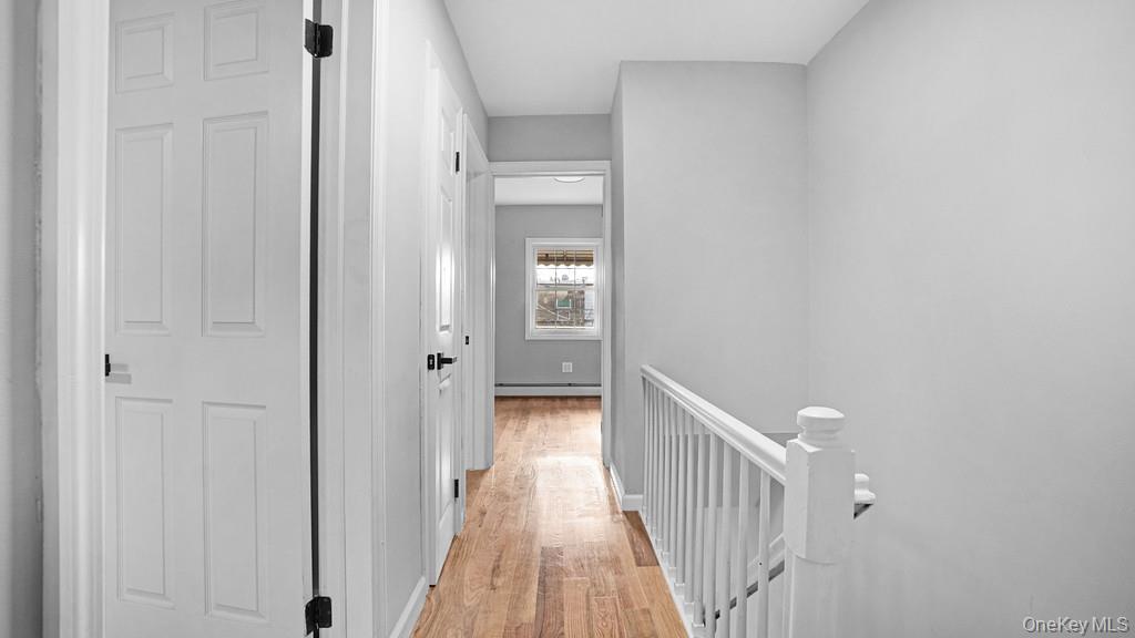 #13 photo, 1159 E 224th Street, برونكس Bronx , NY 10466