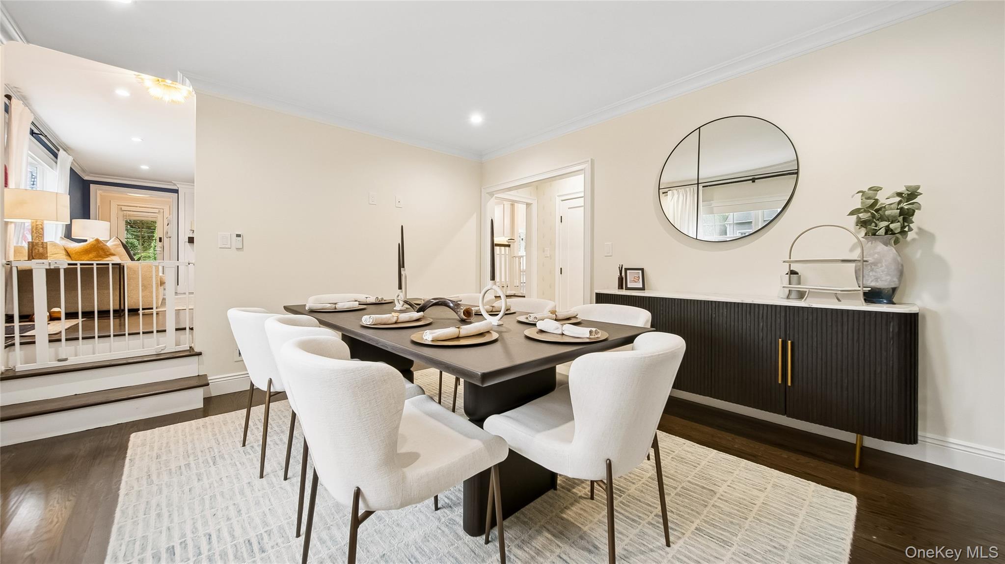 #12 photo, 305 Nassau Avenue, Manhasset , NY 11030