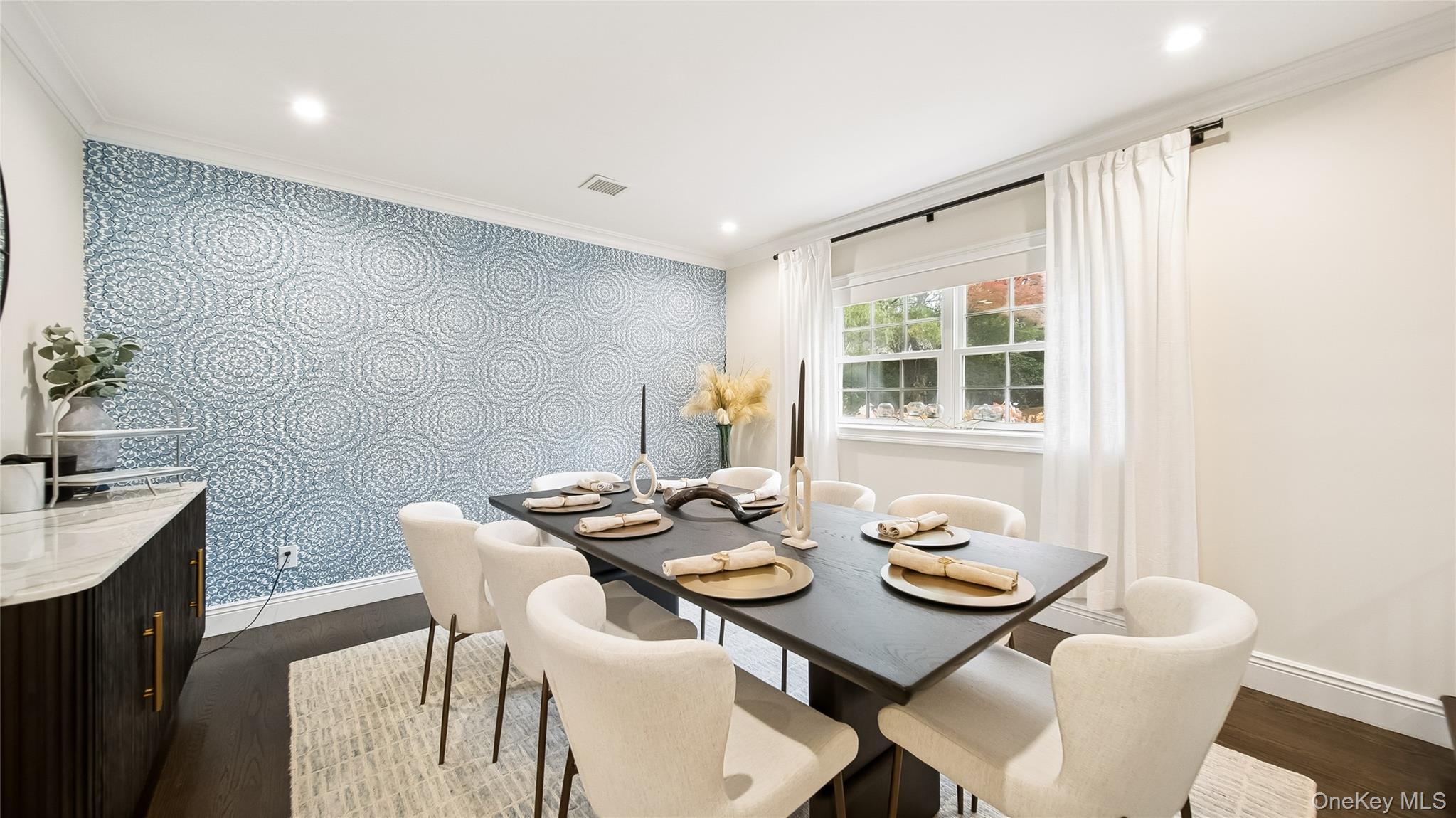 #13 photo, 305 Nassau Avenue, Manhasset , NY 11030