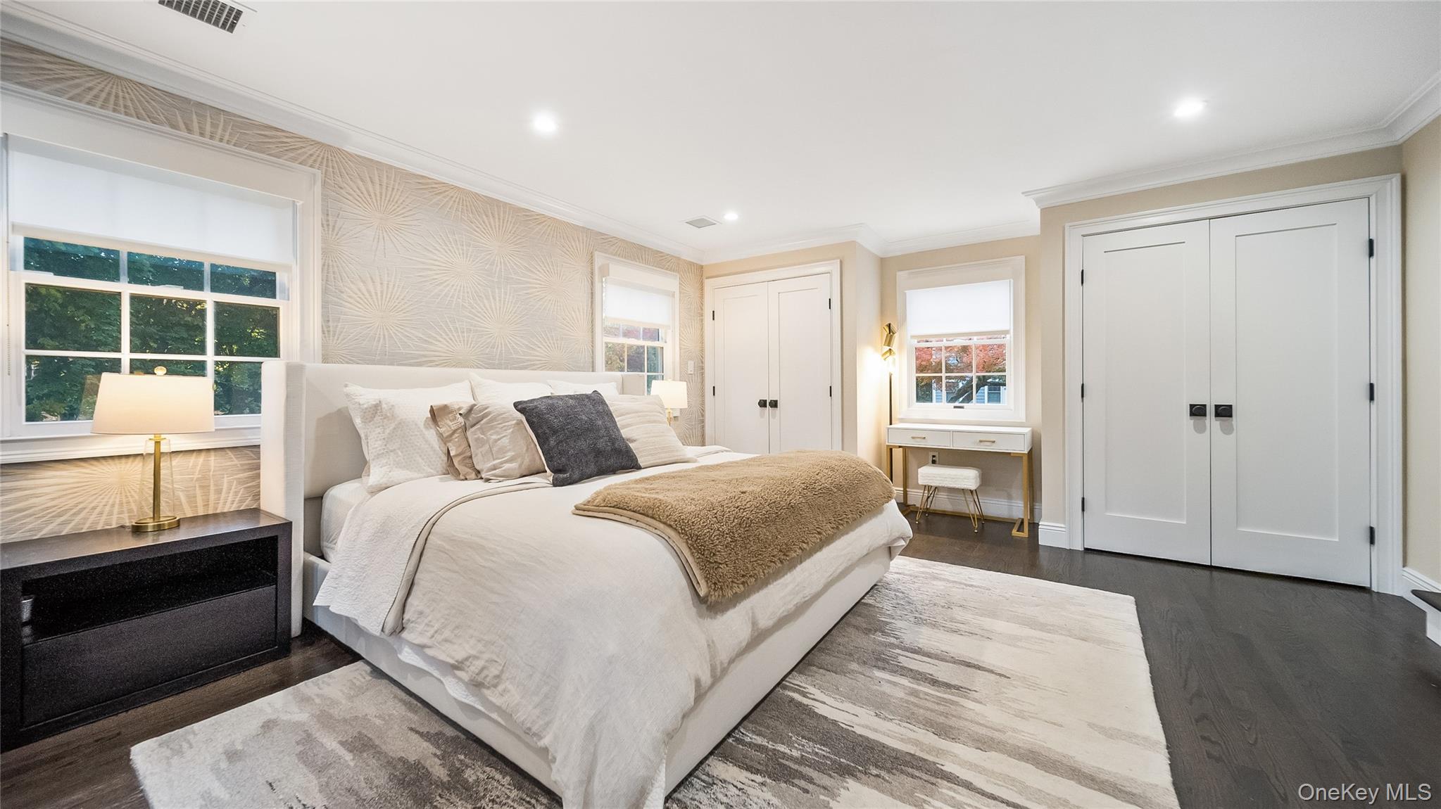 #17 photo, 305 Nassau Avenue, Manhasset , NY 11030