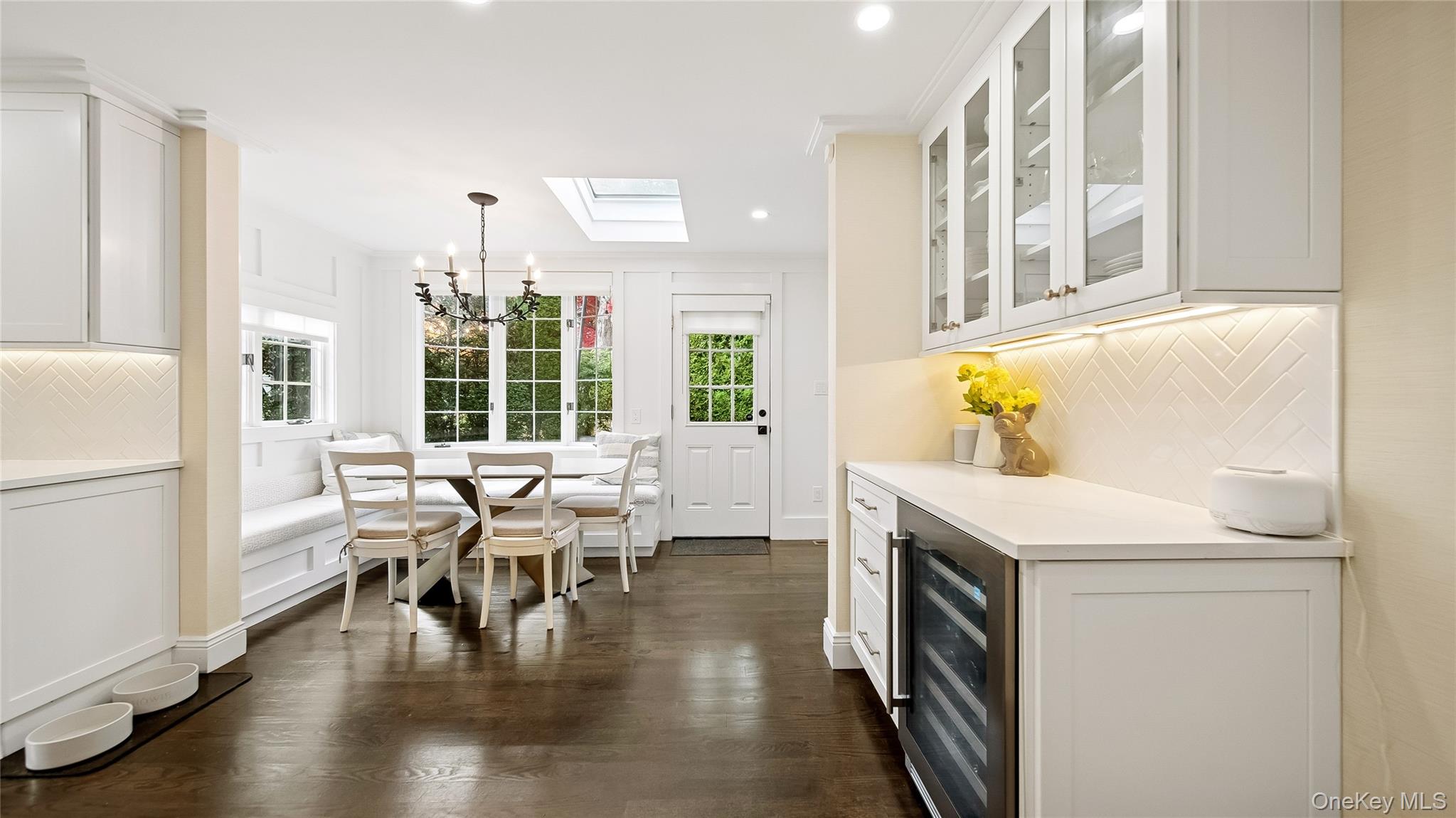 #9 photo, 305 Nassau Avenue, Manhasset , NY 11030