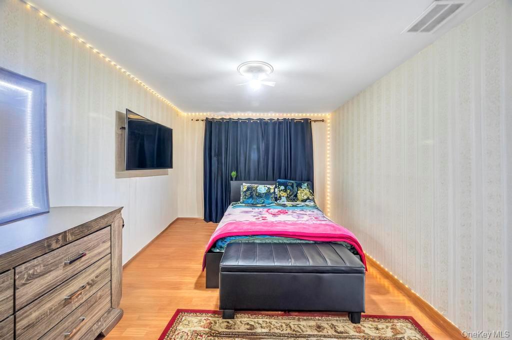 #15 photo, 2 Valley Greens Drive, Valley Stream , NY 11581