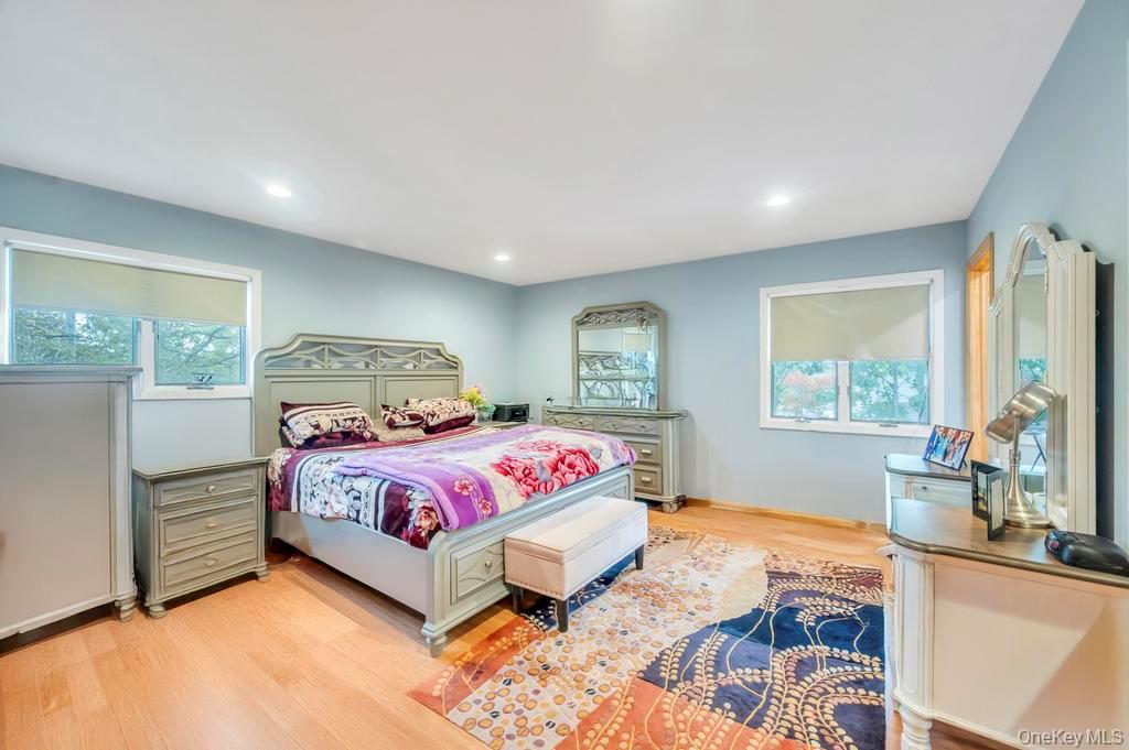 #9 photo, 2 Valley Greens Drive, Valley Stream , NY 11581