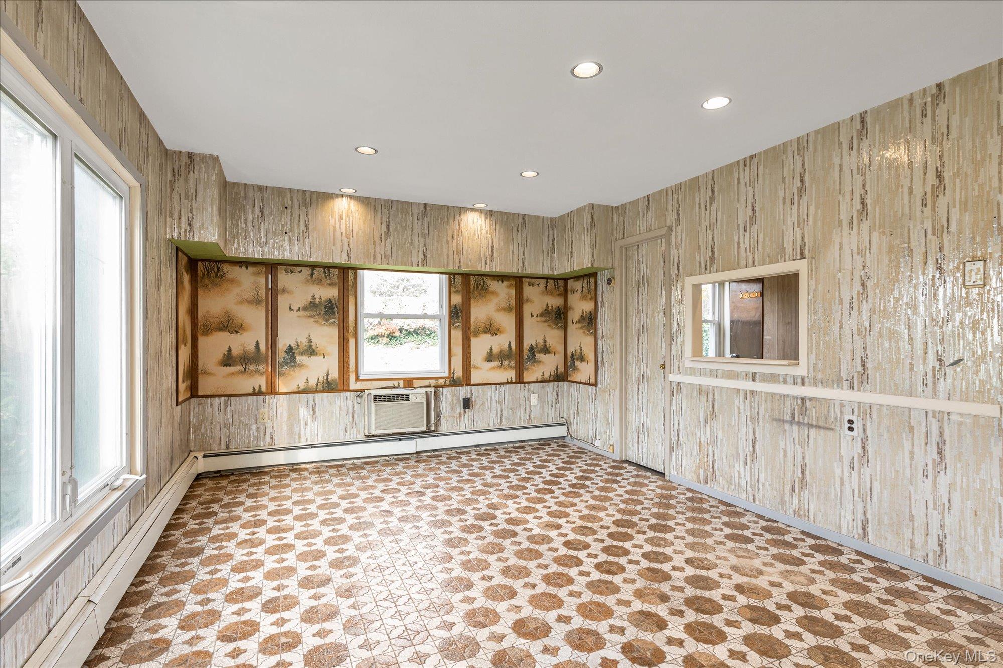 #4 photo, 1 Ranch Lane, Levittown , NY 11756