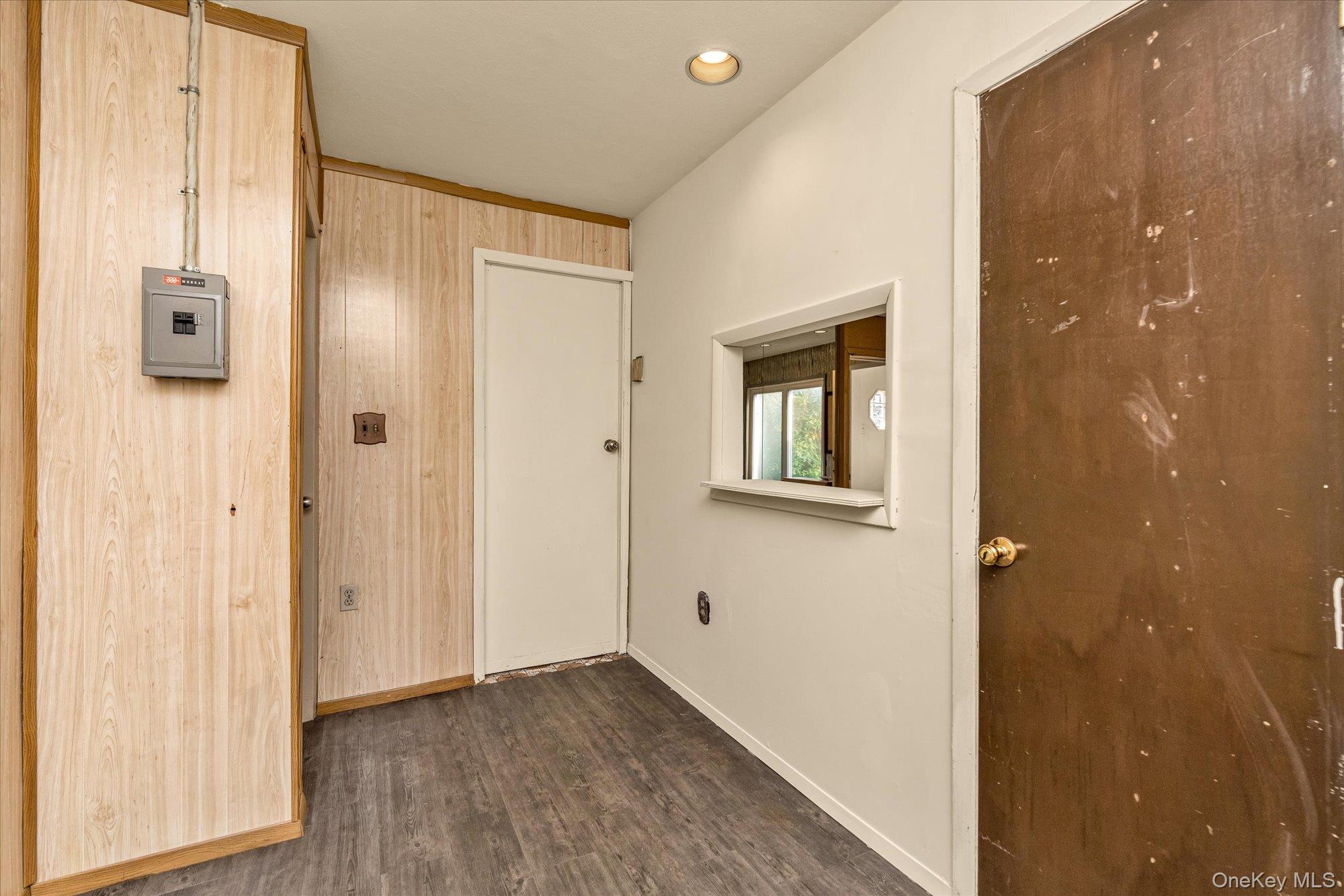 #9 photo, 1 Ranch Lane, Levittown , NY 11756