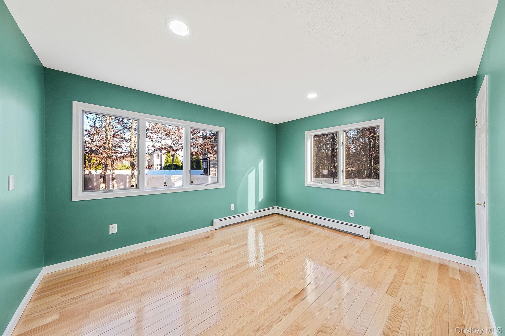 #10 photo, 10 Cori Lane, سوفولك Bohemia , NY 11716