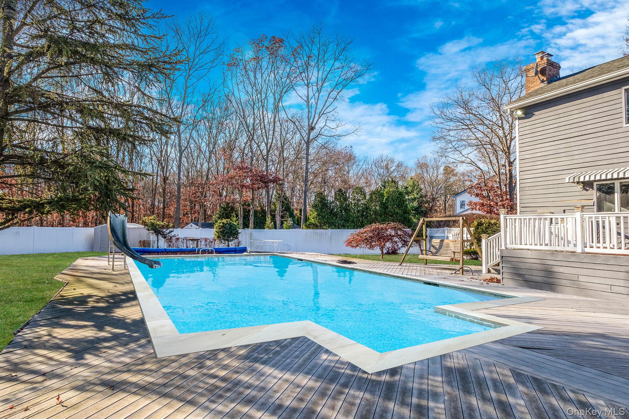 #14 photo, 10 Cori Lane, سوفولك Bohemia , NY 11716