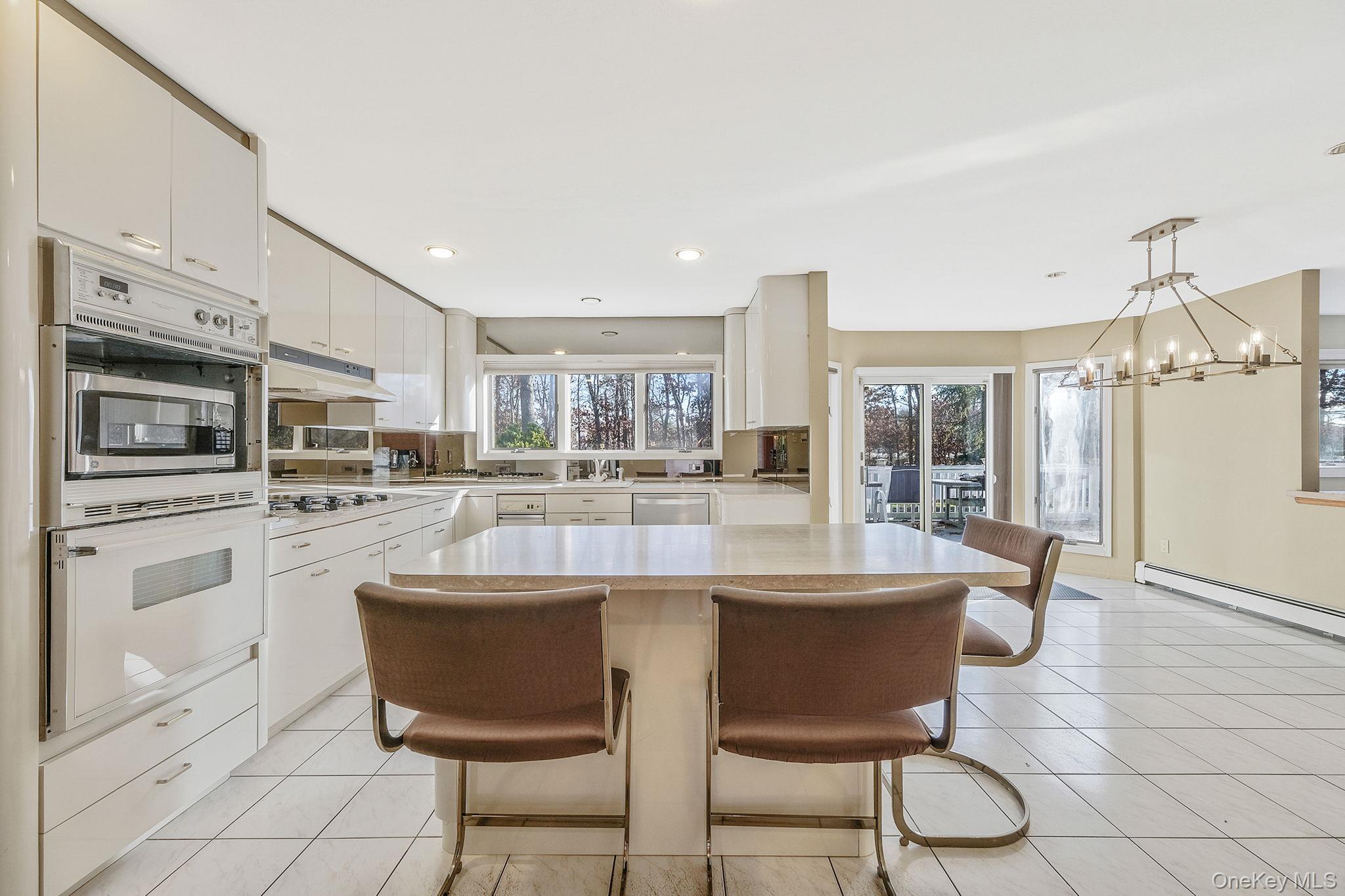 #20 photo, 10 Cori Lane, سوفولك Bohemia , NY 11716