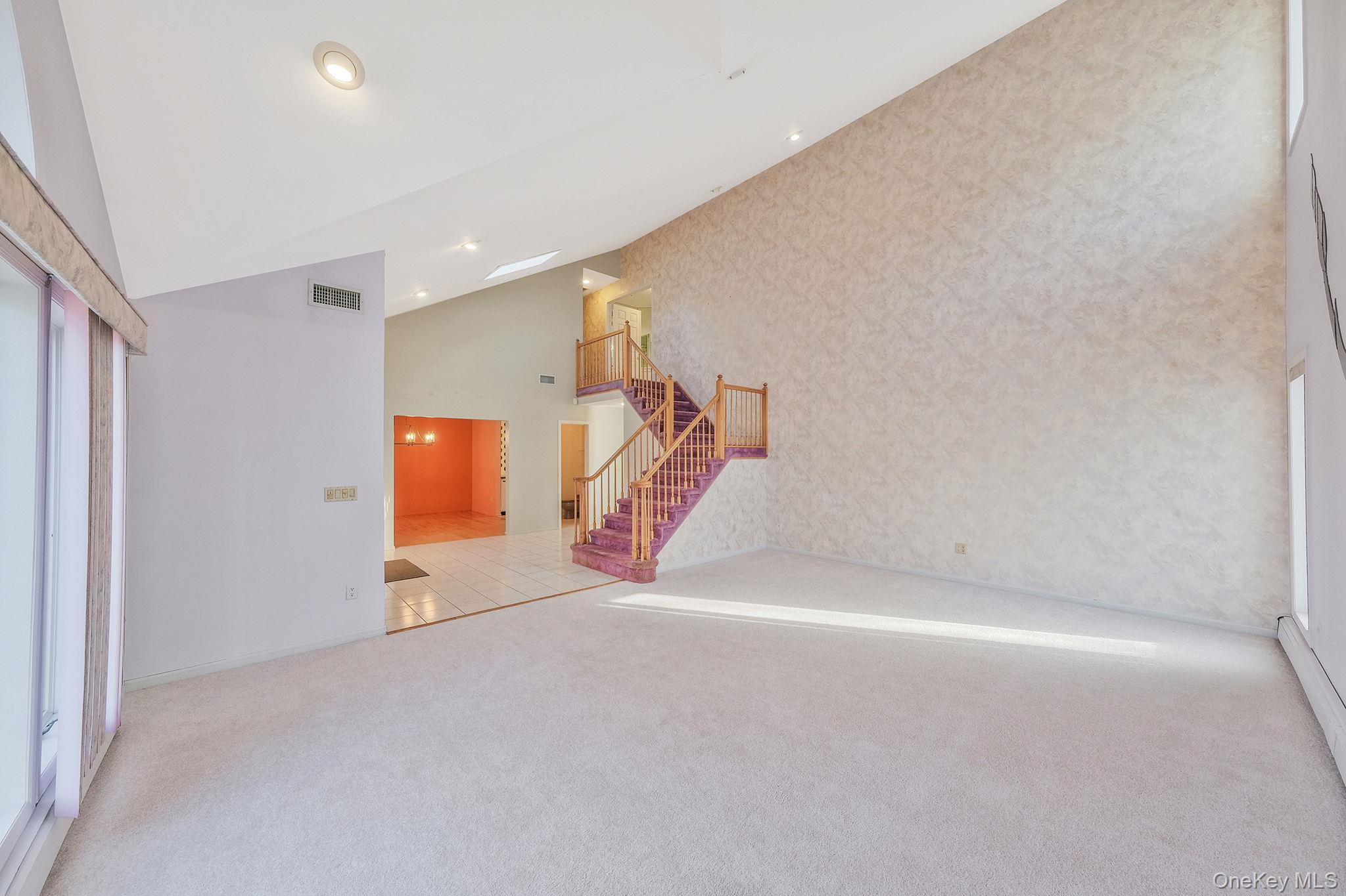 #8 photo, 10 Cori Lane, سوفولك Bohemia , NY 11716