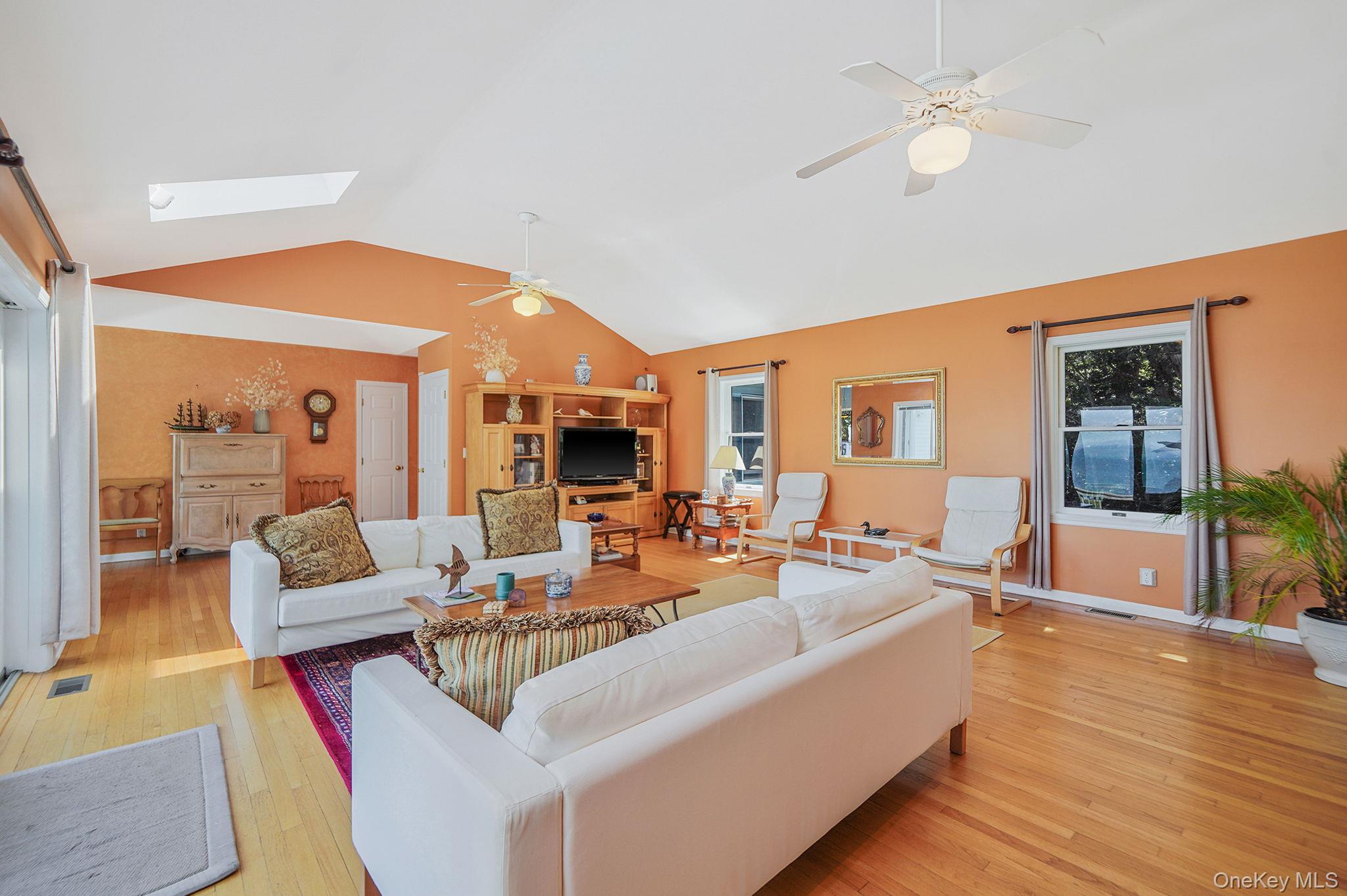 #7 photo, 321 Sound Beach Boulevard, Sound Beach , NY 11789