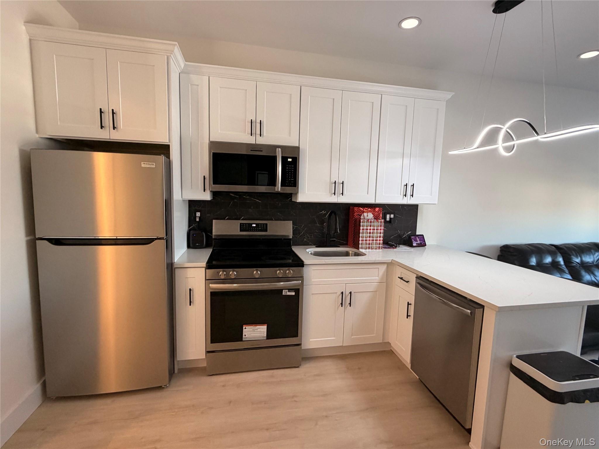 #6 photo, 3255 Lawson Boulevard, Oceanside , NY 11572