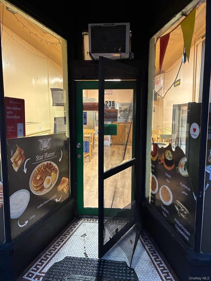 #4 photo, 238 Broadway, Newburgh , NY 12550