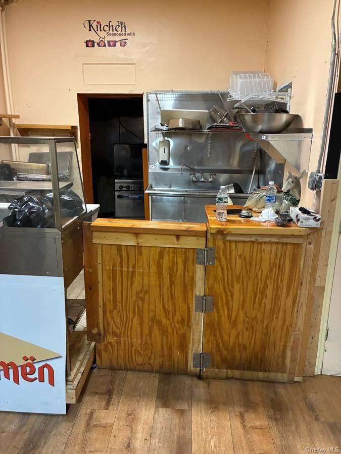 #5 photo, 238 Broadway, Newburgh , NY 12550